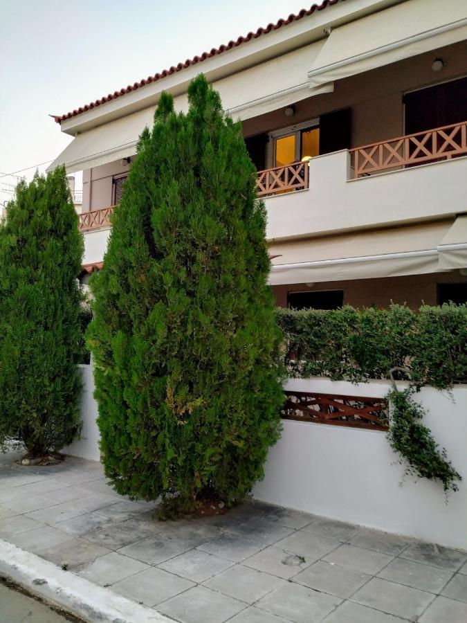 N&Μ Apartment Méthana Exterior foto